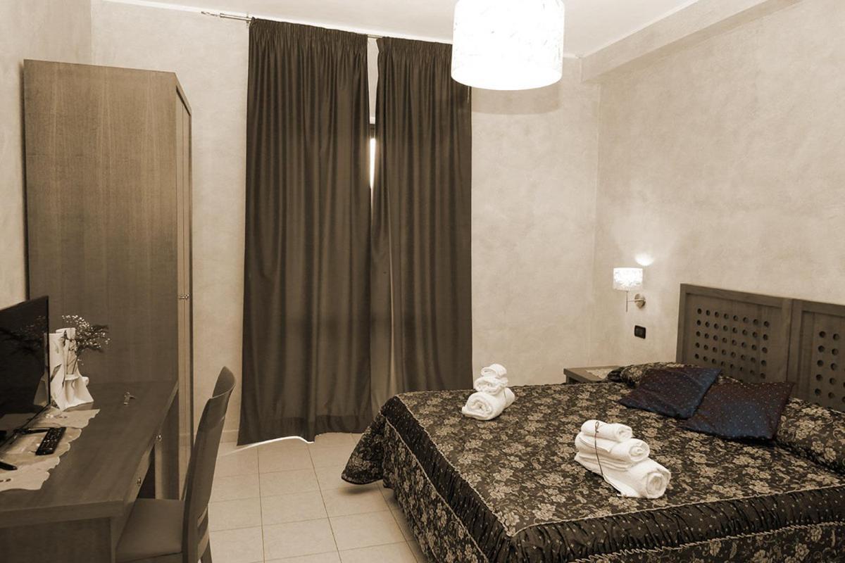 Hotel Ulisse Майда Экстерьер фото